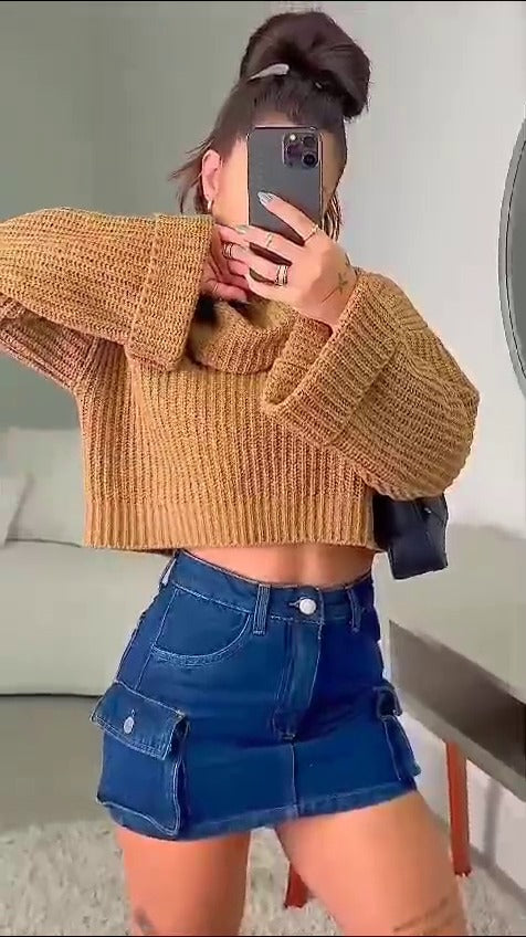 8-172 Elegancia Urbana - Blusa Versátil con Detalles Únicos · Camel