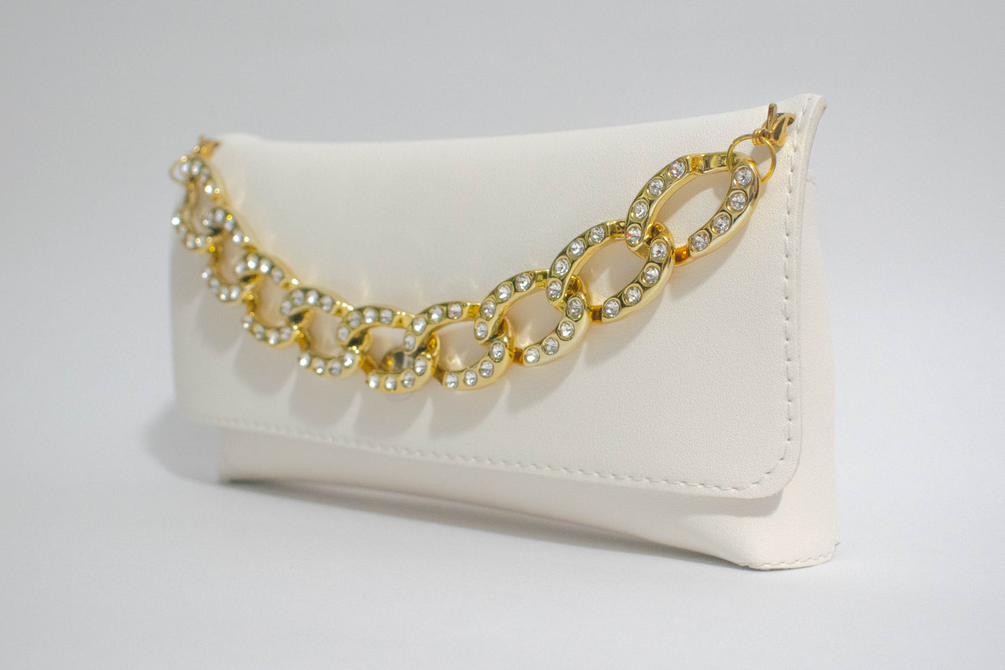 AC-06 Cartera cuero