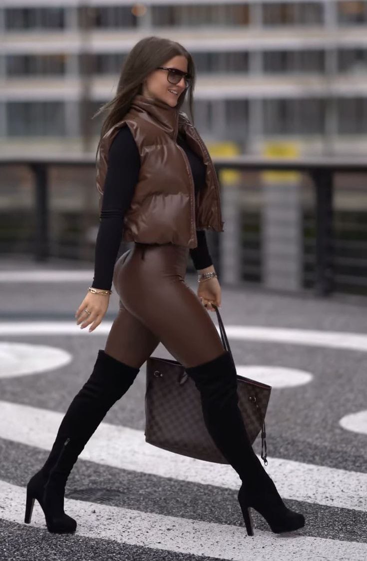 8-176 Chaleco: Chic Puffer