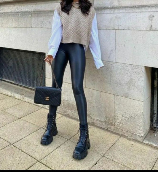 20-32 leggin chinzado realce