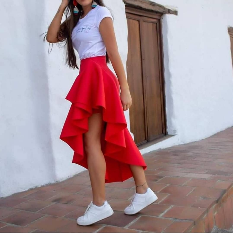 3-294 Conjunto falda boleros