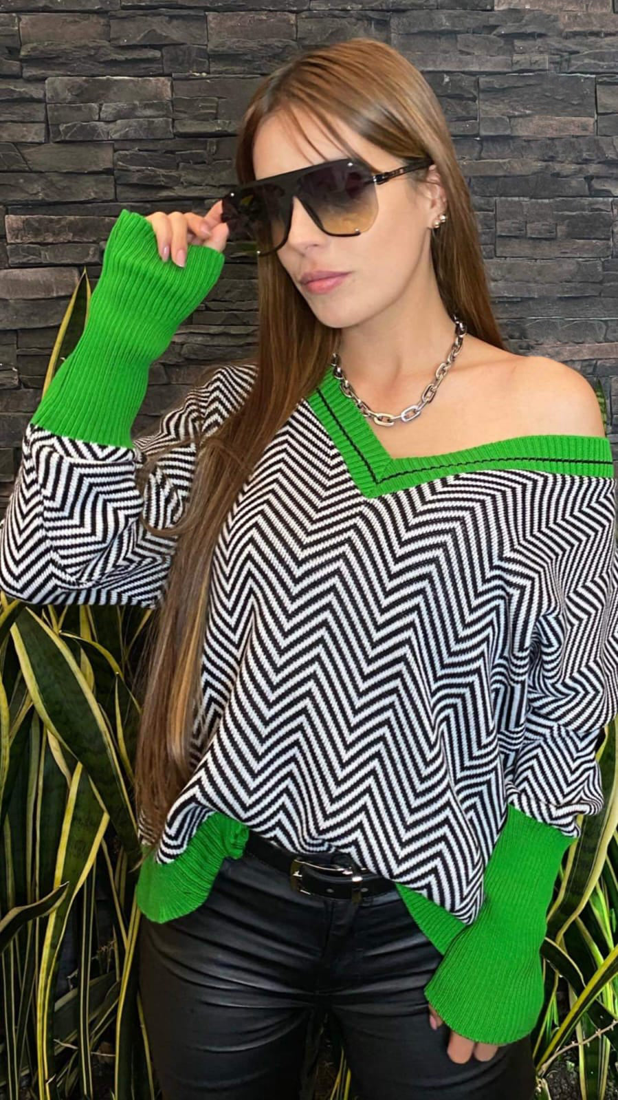 8-157 Buzo zig-zag