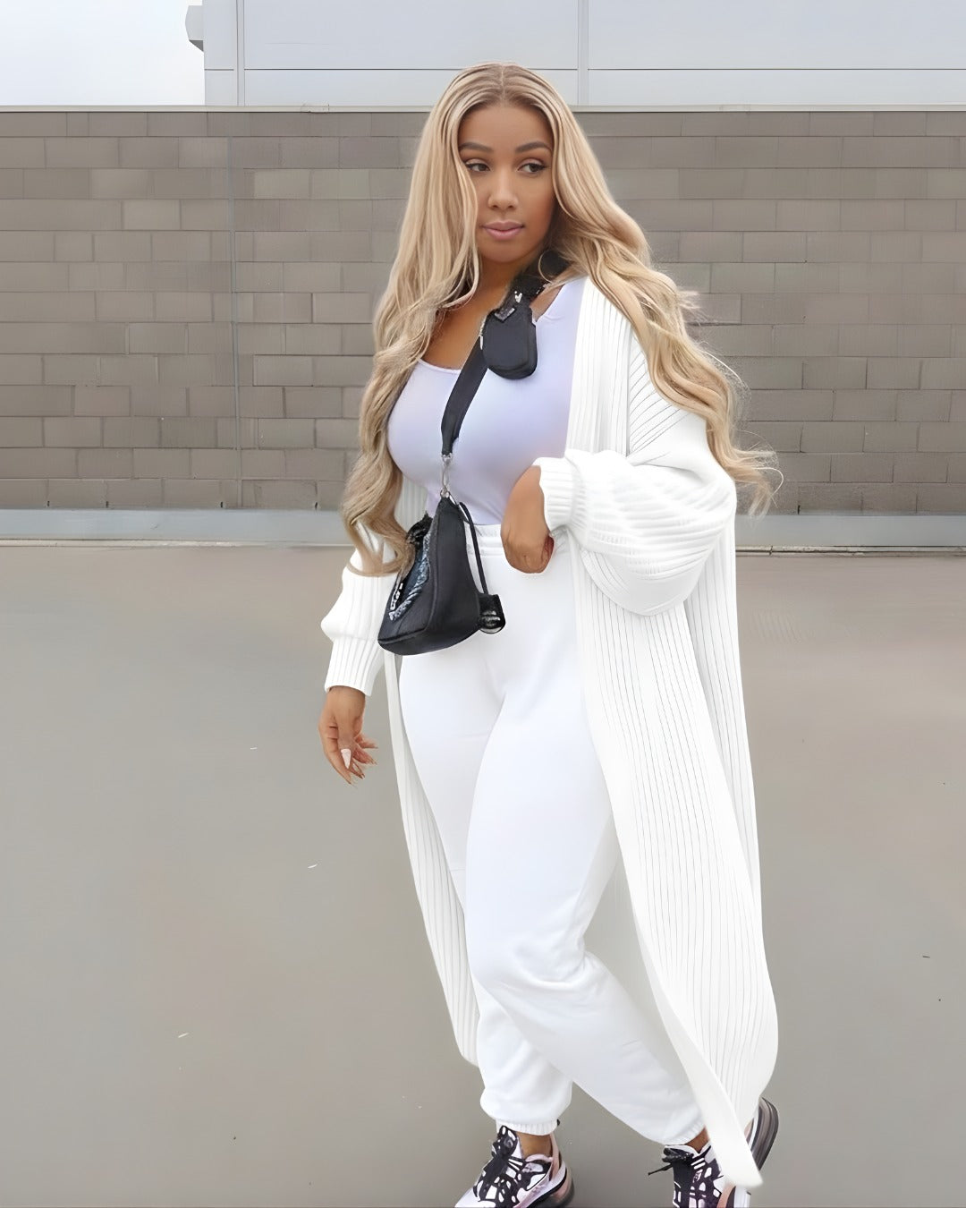 8-144 Cárdigan largo en hilo tejido